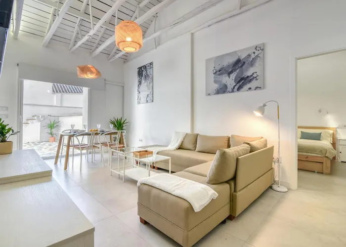 Private House Private Pool Private Andalusian Courtyard Bbq Near Historic Center Nyaraló *