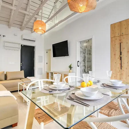 Private House Private Pool Private Andalusian Courtyard Bbq Near Historic Center Vakantiehuis *