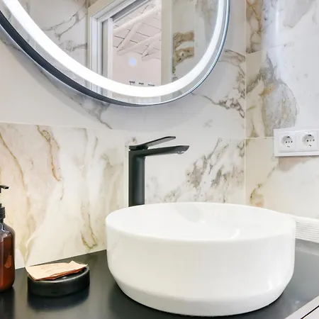 Private House Private Pool Private Andalusian Courtyard Bbq Near Historic Center Vakantiehuis *